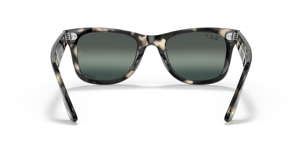 RB2140 - 1333G6 sunglasses - view 17