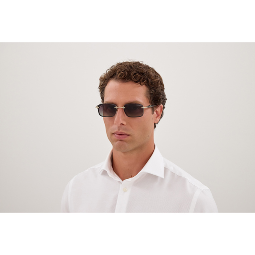 MB0483S - 004 sunglasses - view 4
